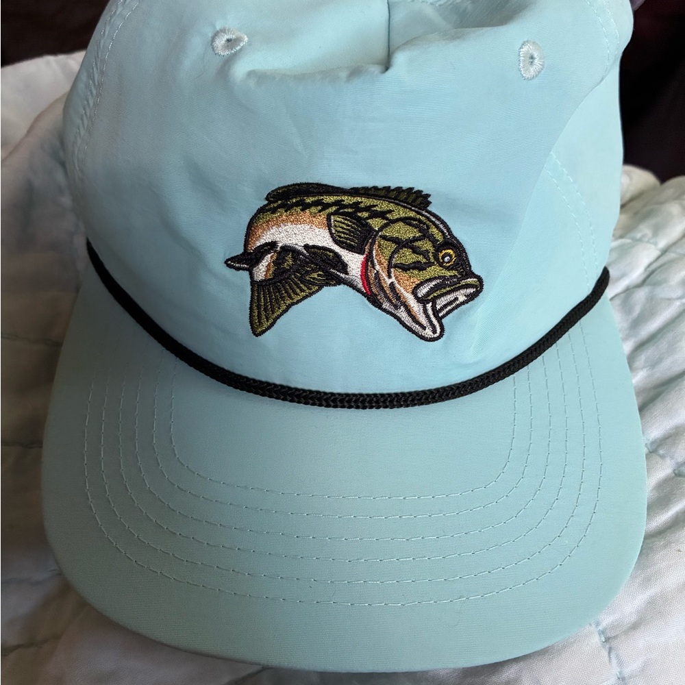 Embroidered FISH HAT -insta famous-NWOT